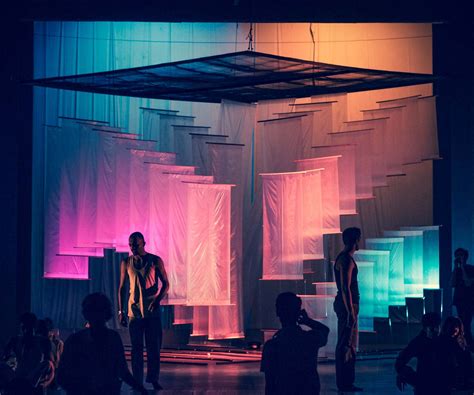 How to Do Projection Mapping: When Light Meets Imagination and Chaos