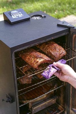 How to Smoke Bacon in Electric Smoker: A Culinary Journey Through Time and Flavor