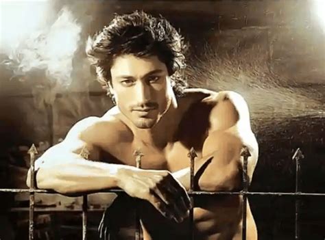 Vidyut Jammwal och Kranti - En Bollywood-explosion av action och karisma!